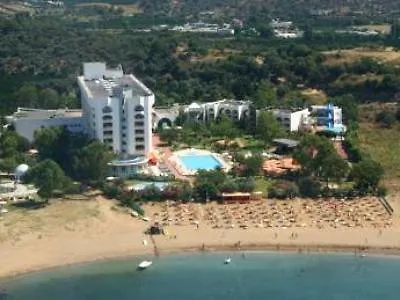 Club Maxima 4* كوشاداسيه